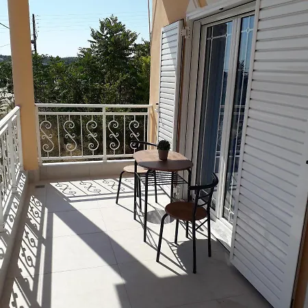 بيت للعطل House Dilena Tsimtsiri Luxury 1