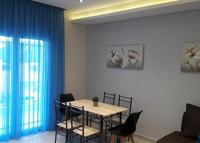 House Dilena Tsimtsiri Luxury 1 度假居